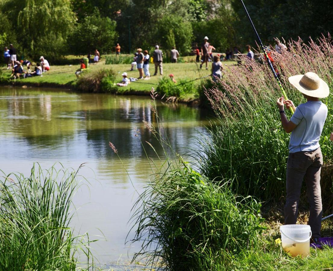 Onlycamp Camping Le Champ D'Ete Reyssouze Екстер'єр фото