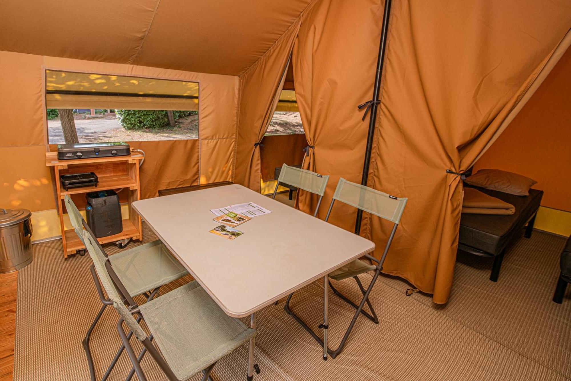 Onlycamp Camping Le Champ D'Ete Reyssouze Екстер'єр фото